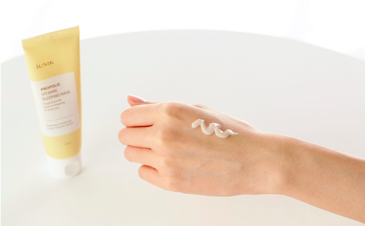 Picture of Iunik Propolis Vitamin Sleeping Mask 60ml